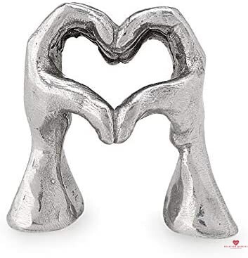 Hand-Heart-Desktop-Sculpture